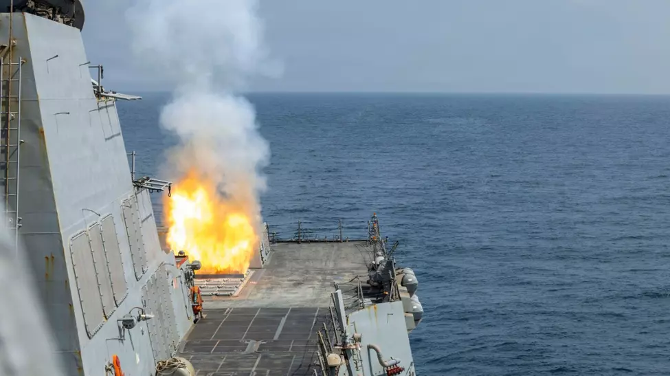 Submarin american distruge nava iraniană în Oceanul Indian