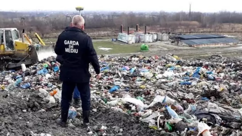 Amenzi pentru gestionarea deșeurilor în București